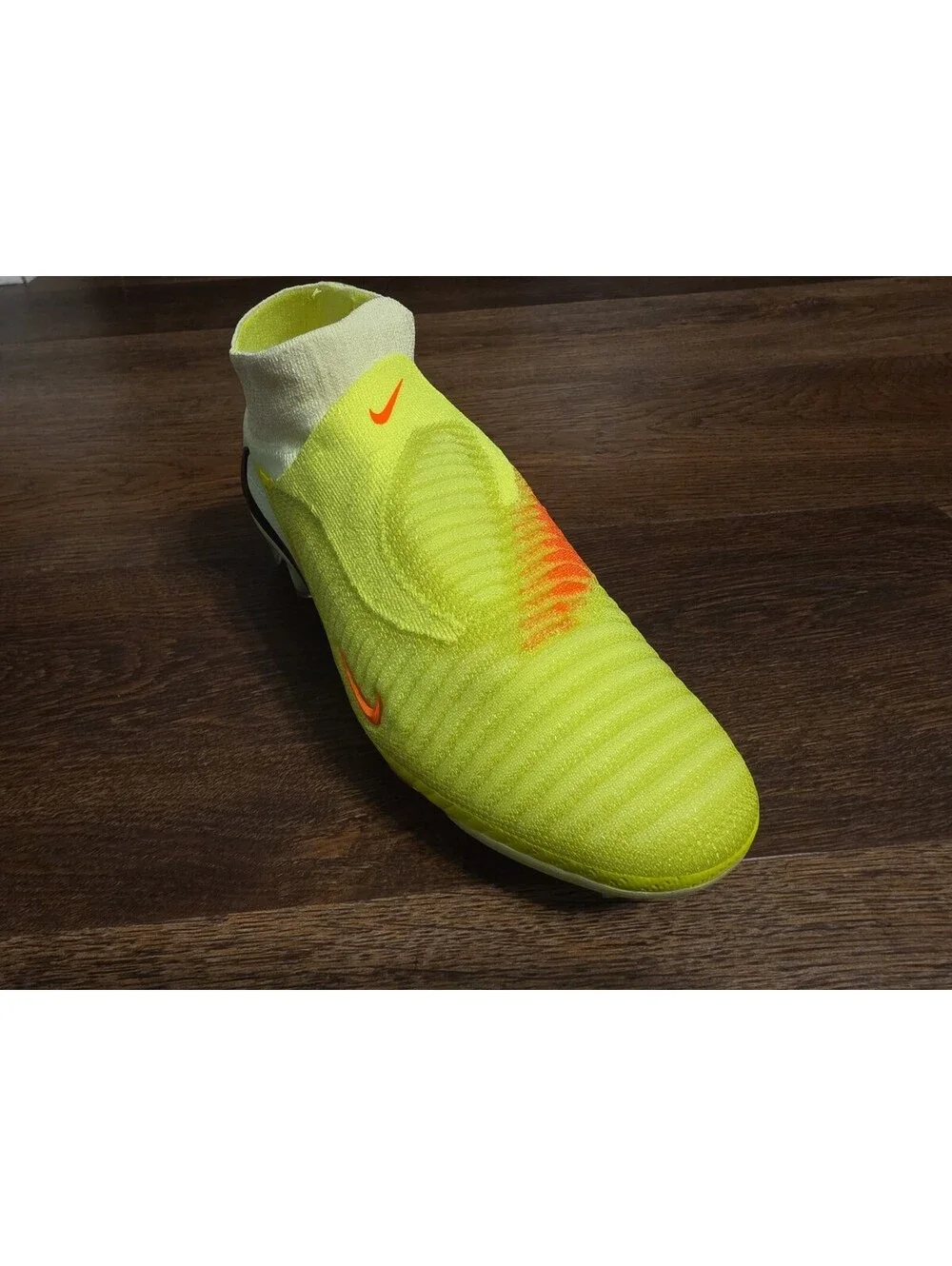 Size 6.5 Nike Phantom 6 High Elite FG Soccer Cleats Max Voltage Mens